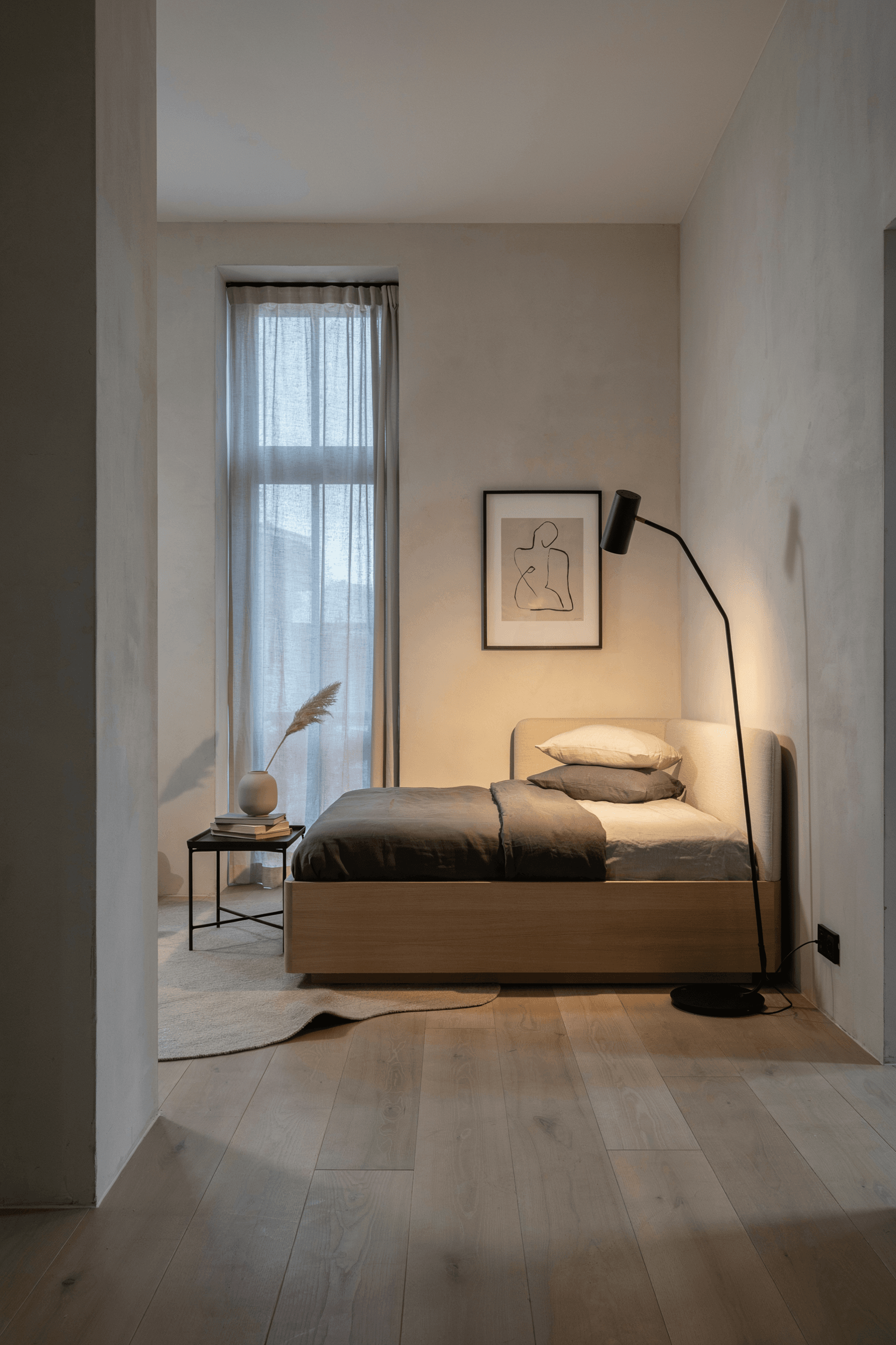 26 Floor Lamp Bedroom Ideas for Cozy Space
