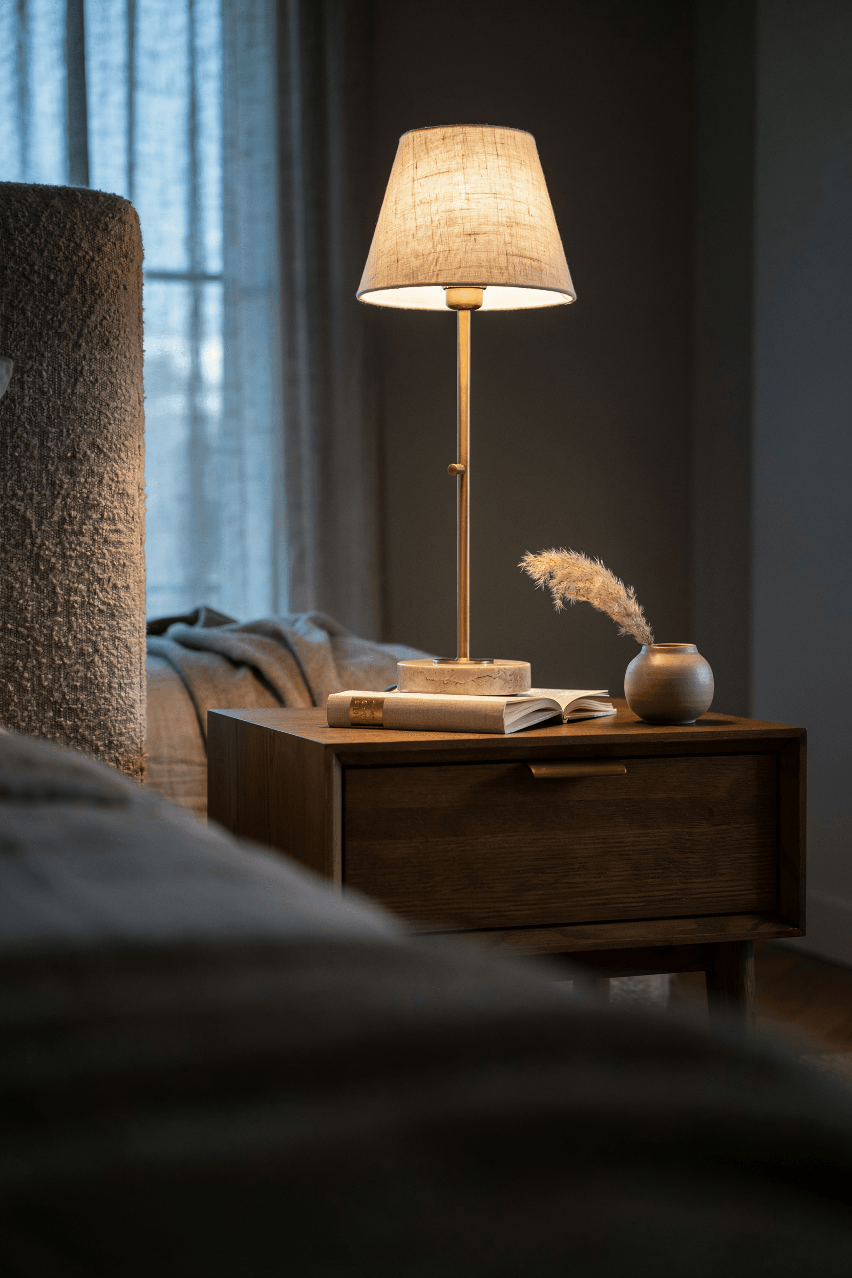 27 Nightstand Styling Ideas to Elevate Your Bedroom