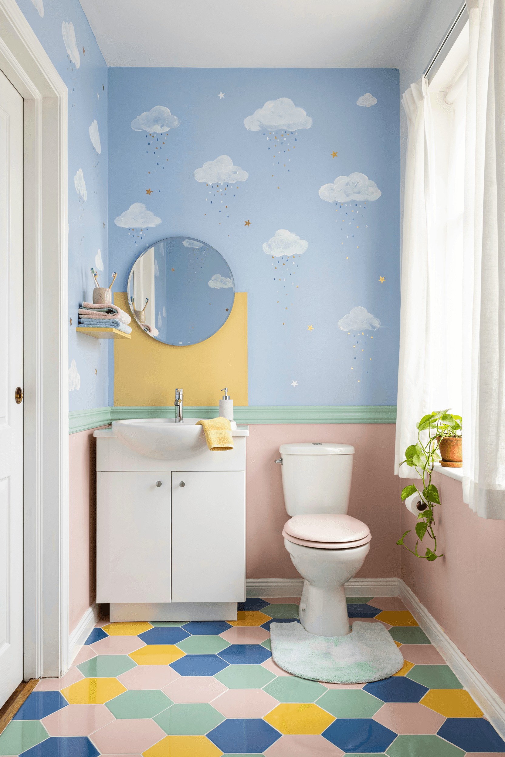 21 Kids Bathroom Ideas for a Fun & Functional Space