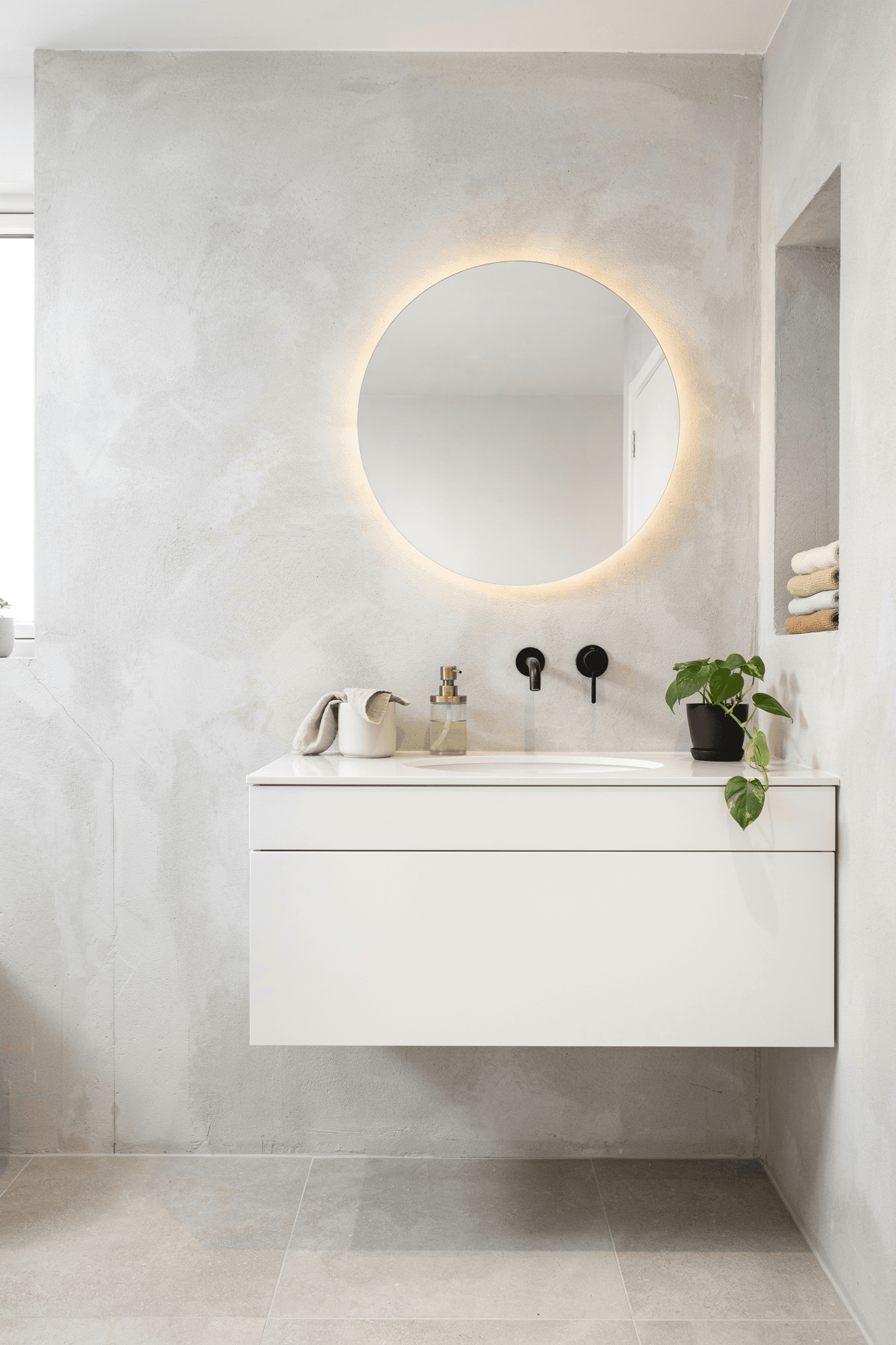 20 Half Bathroom Ideas for a Stylish & Functional Small Space