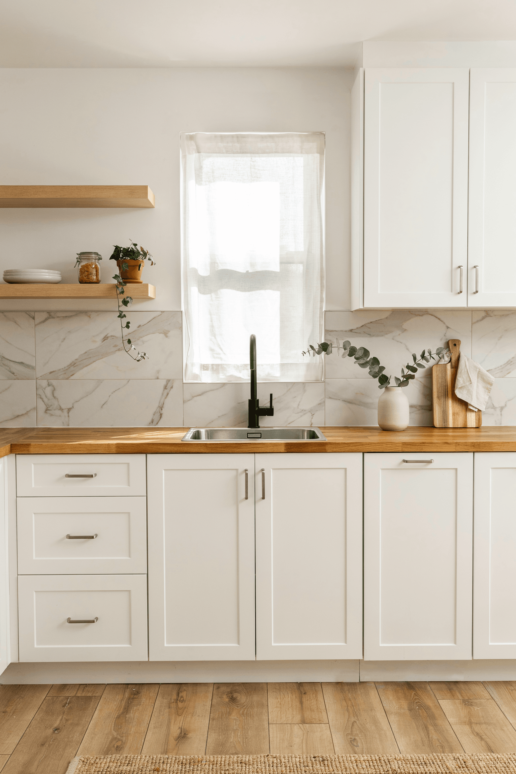 27 Kitchen Backsplash Ideas for a Stylish & Modern Kitchen