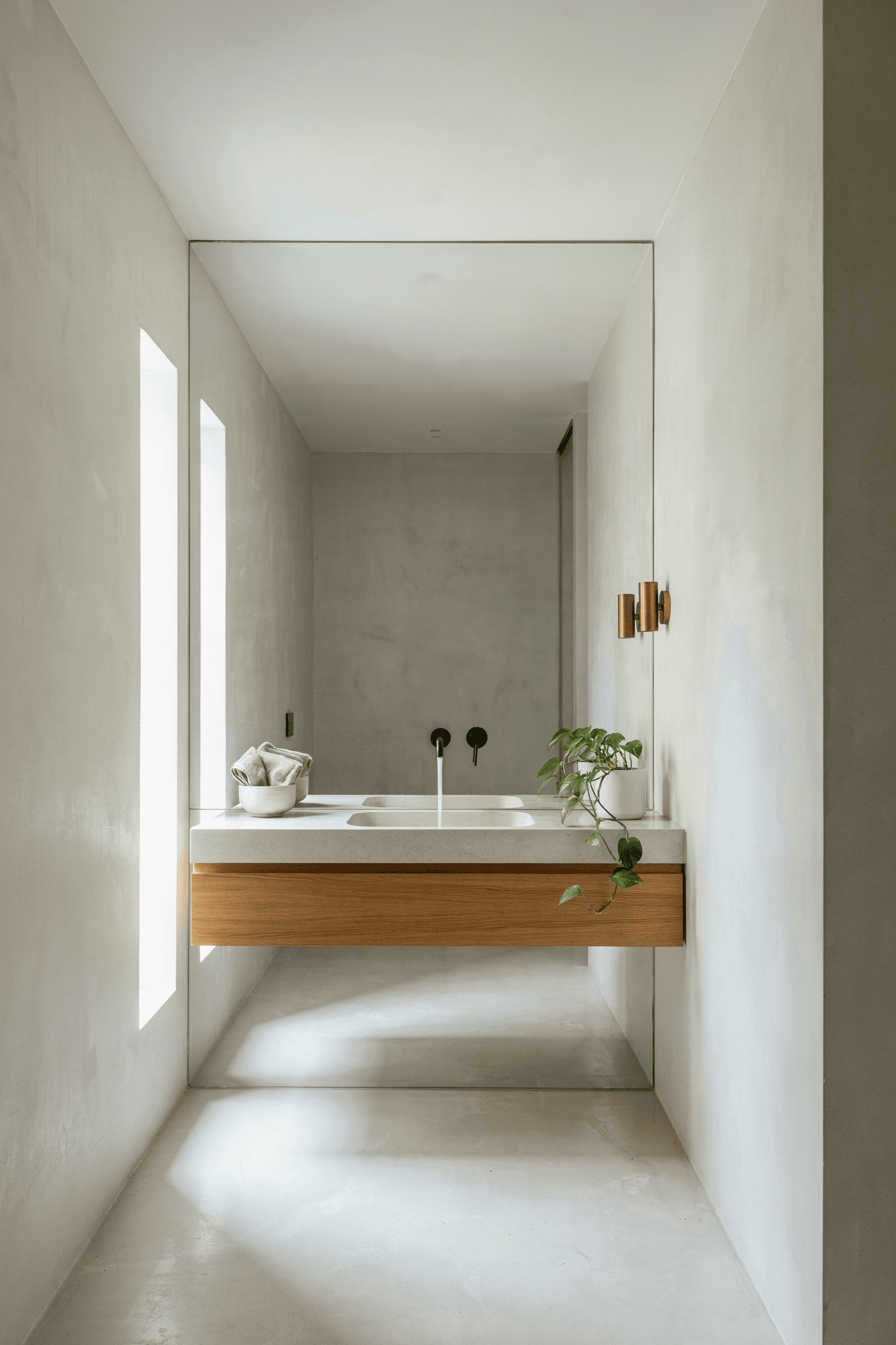 24 Bathroom Mirror Ideas for a Stylish & Functional Space