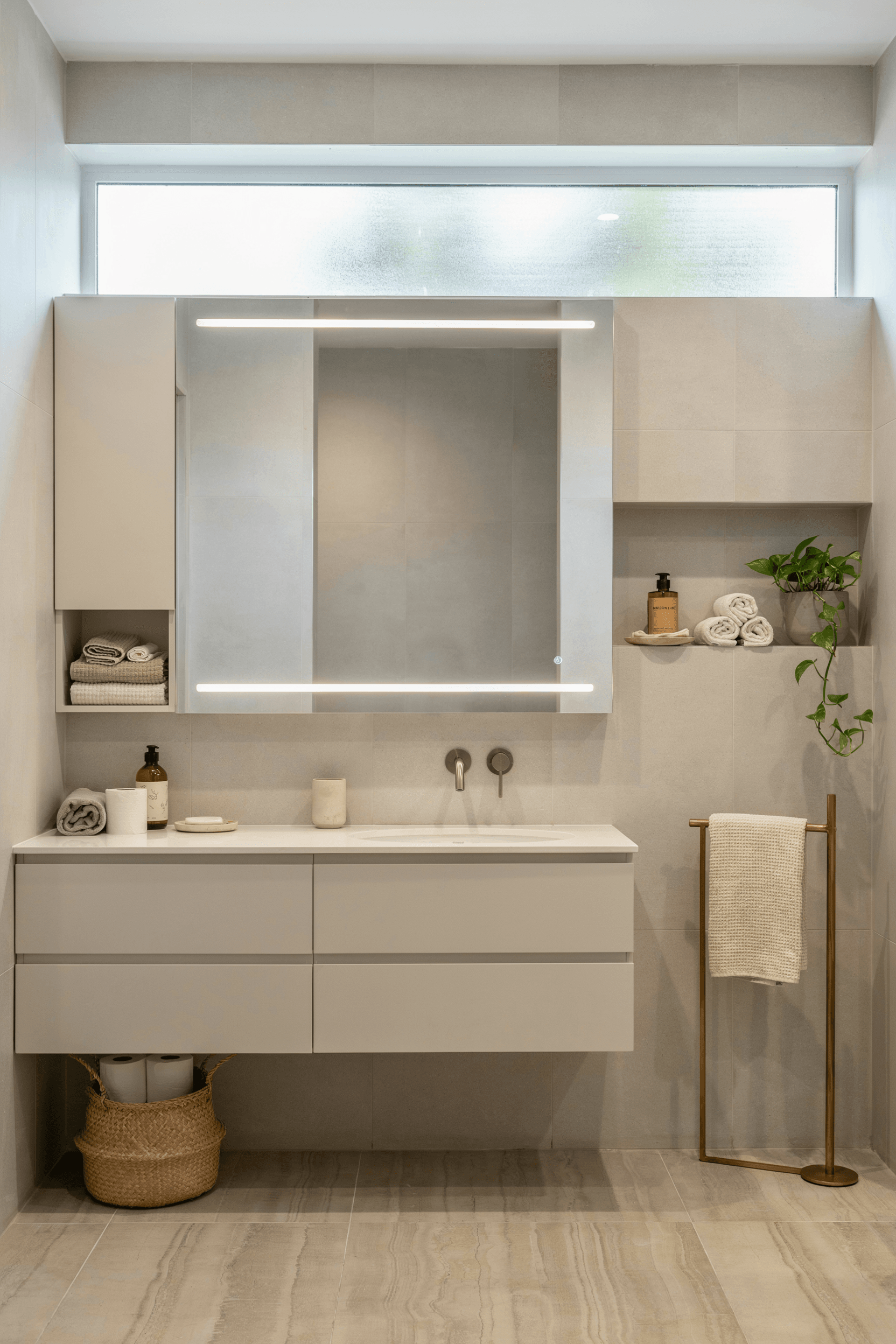 24 Bathroom Storage Ideas for Small Spaces