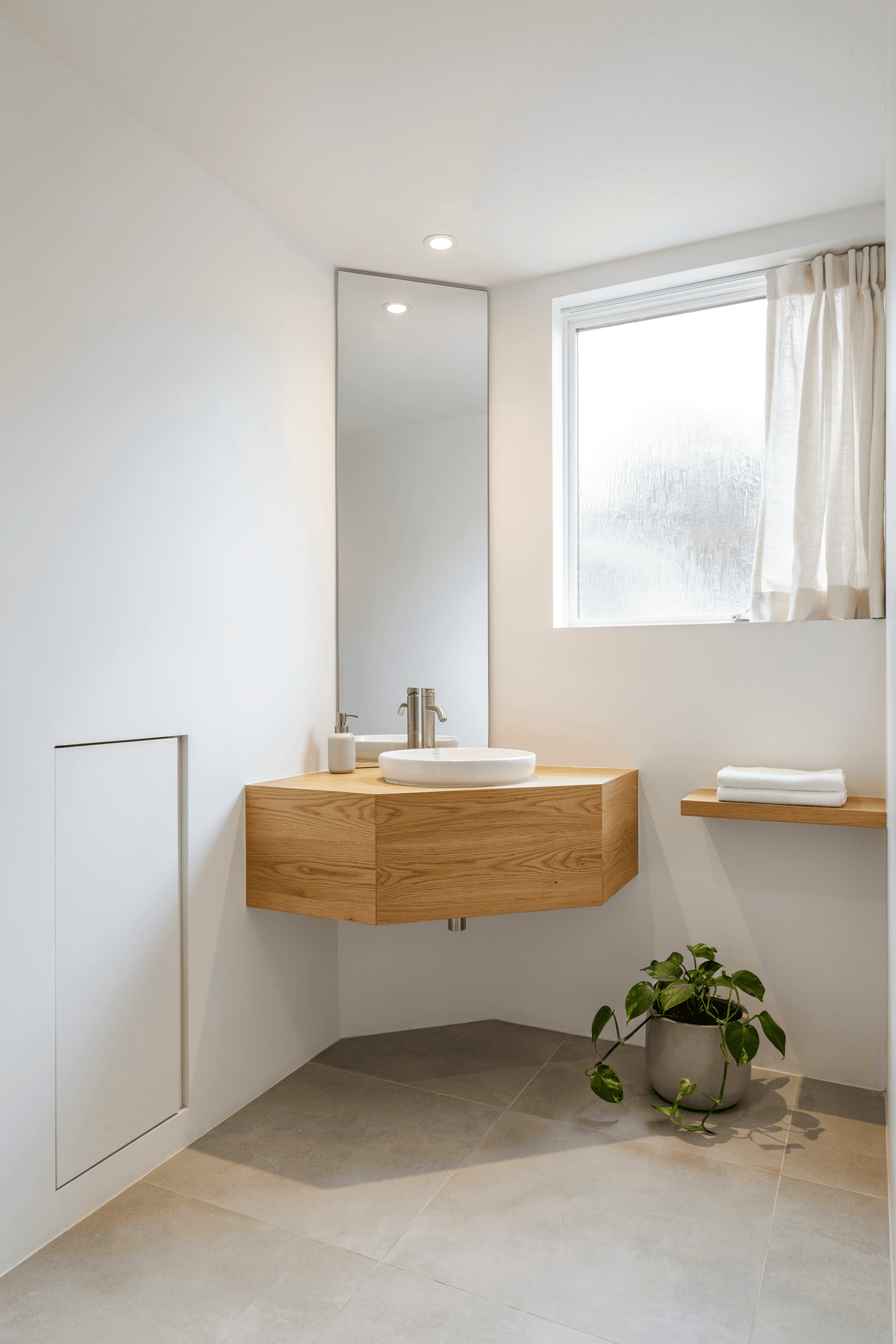 20 Half Bathroom Ideas for a Stylish & Functional Small Space