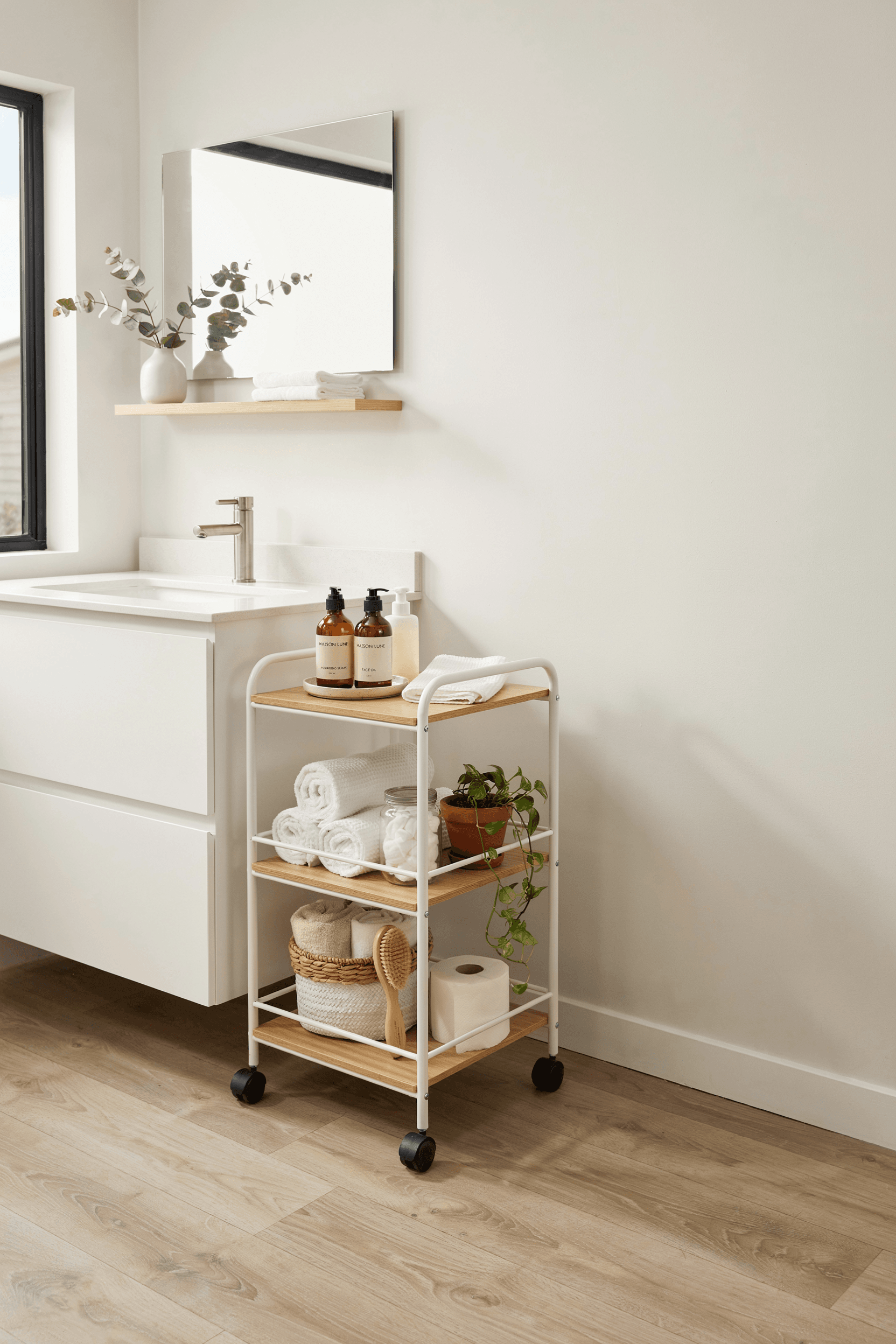 24 Bathroom Storage Ideas for Small Spaces