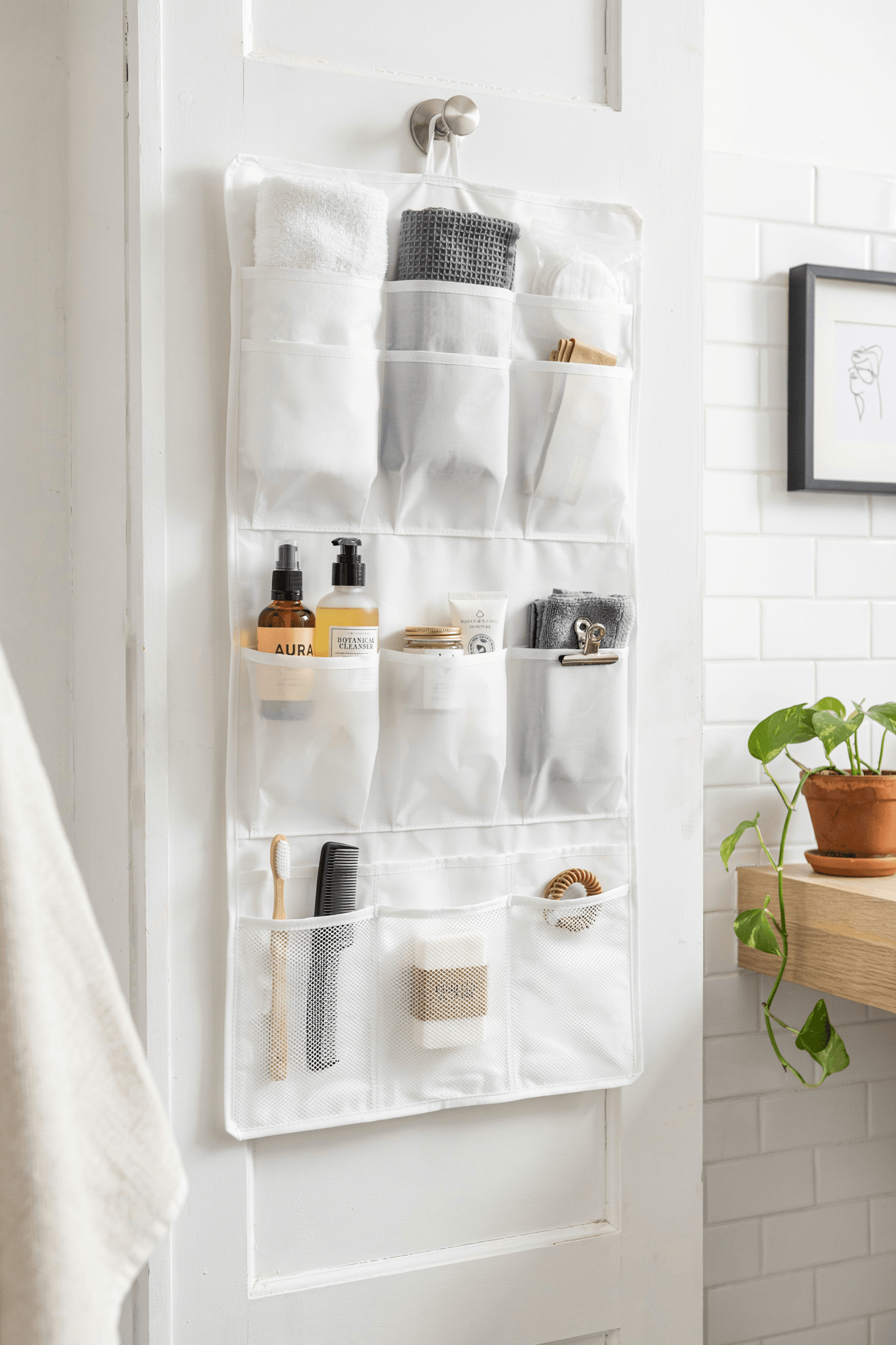 24 Bathroom Storage Ideas for Small Spaces