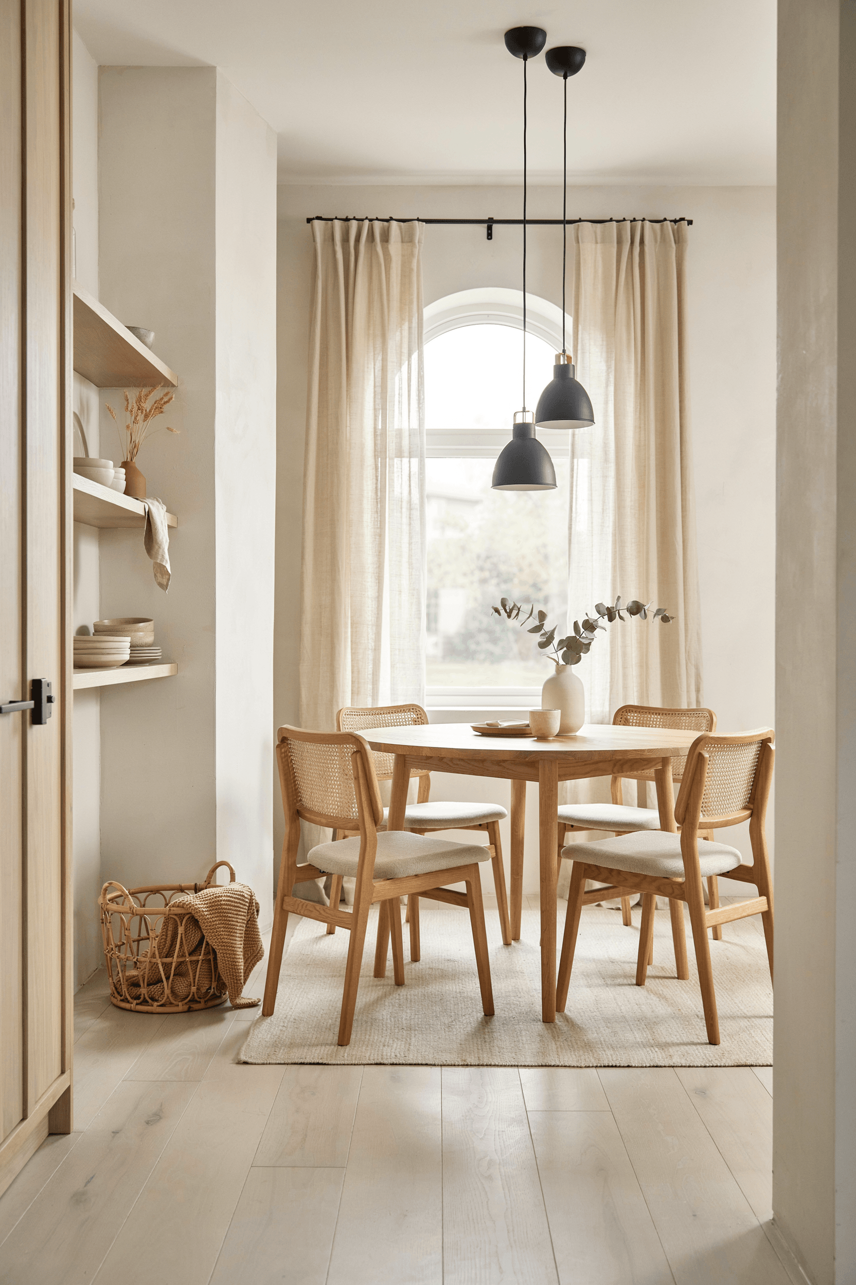 25 Cottage Breakfast Nook Ideas for a Cozy Home
