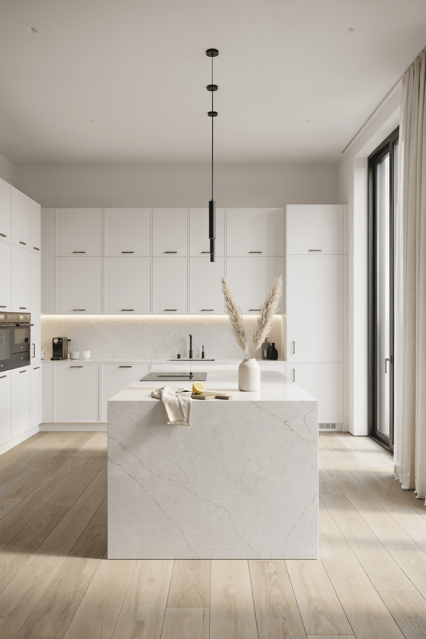 24 Brass Kitchen Hardware Ideas for a Warm & Luxury Kitchen