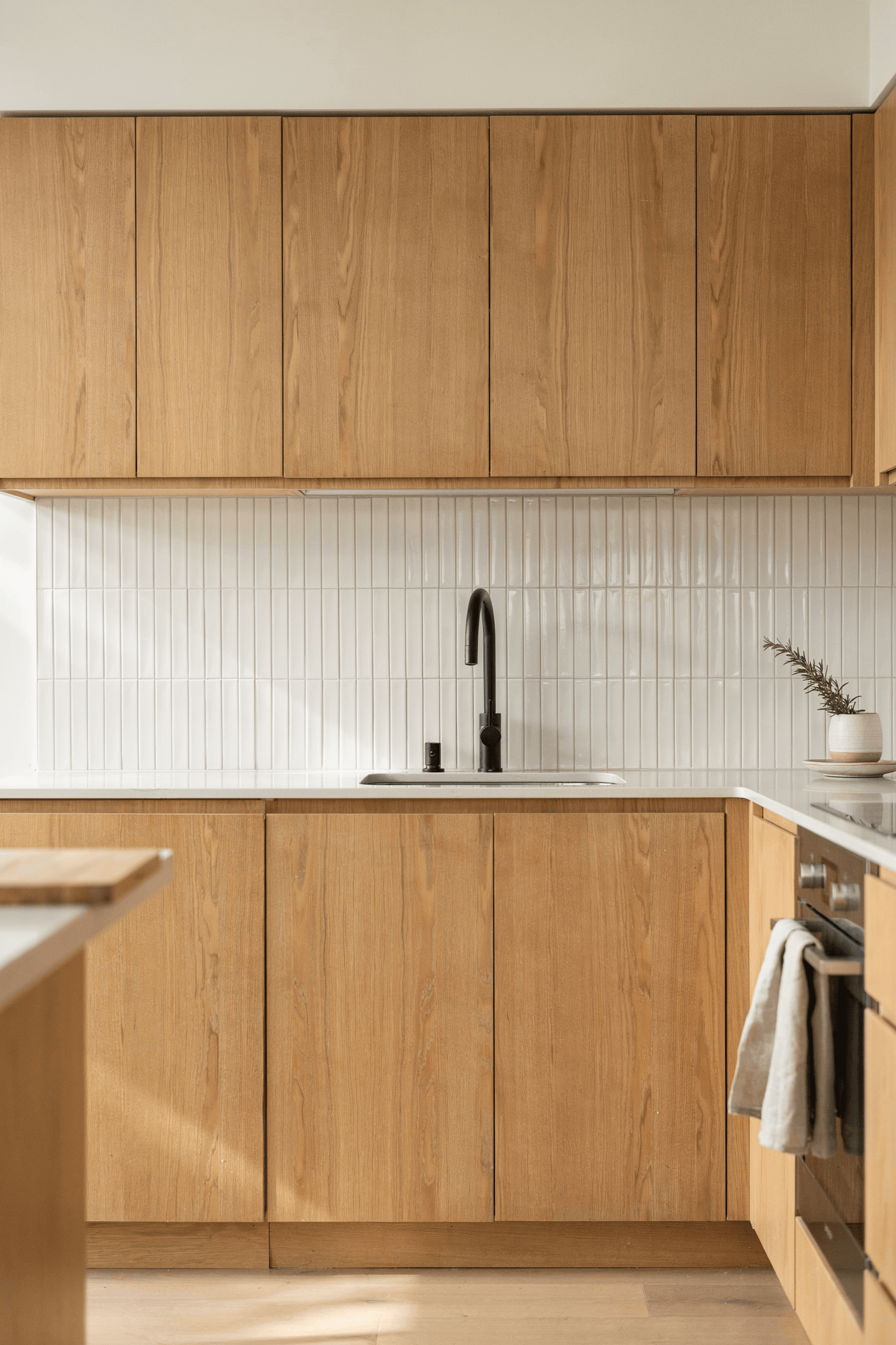 27 Kitchen Backsplash Ideas for a Stylish & Modern Kitchen