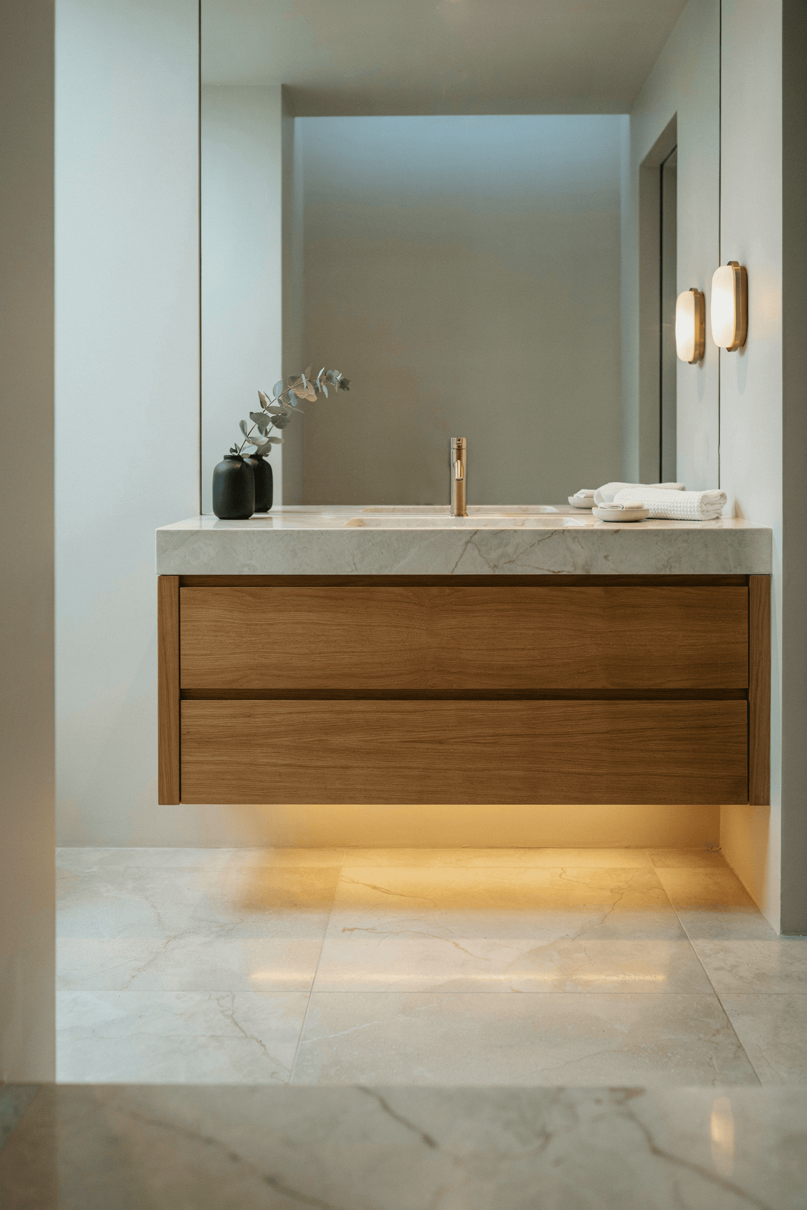 25 Bathroom Lighting Ideas for a Stylish & Modern Space