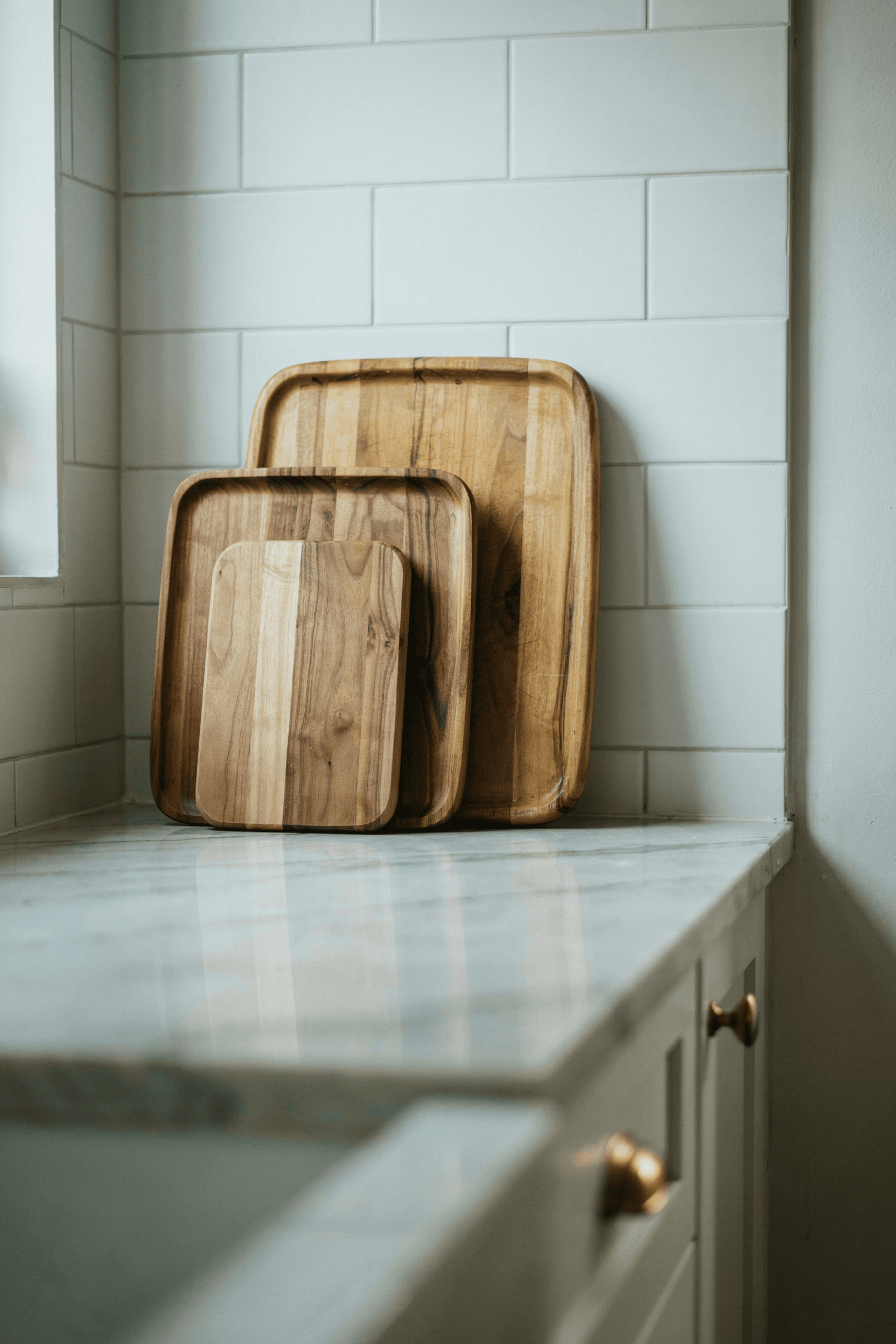 20 Kitchen Countertop Styling Ideas for a Modern & Organized Home
