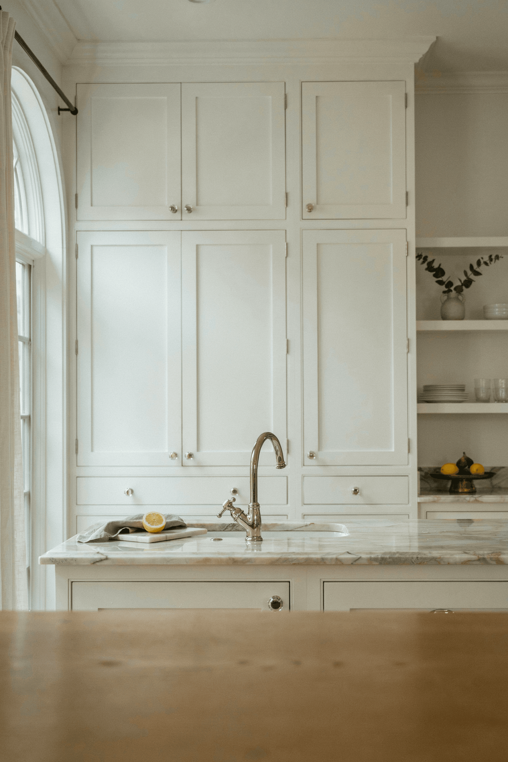 23 Cabinet Hardware Ideas for a Stylish & Modern Home