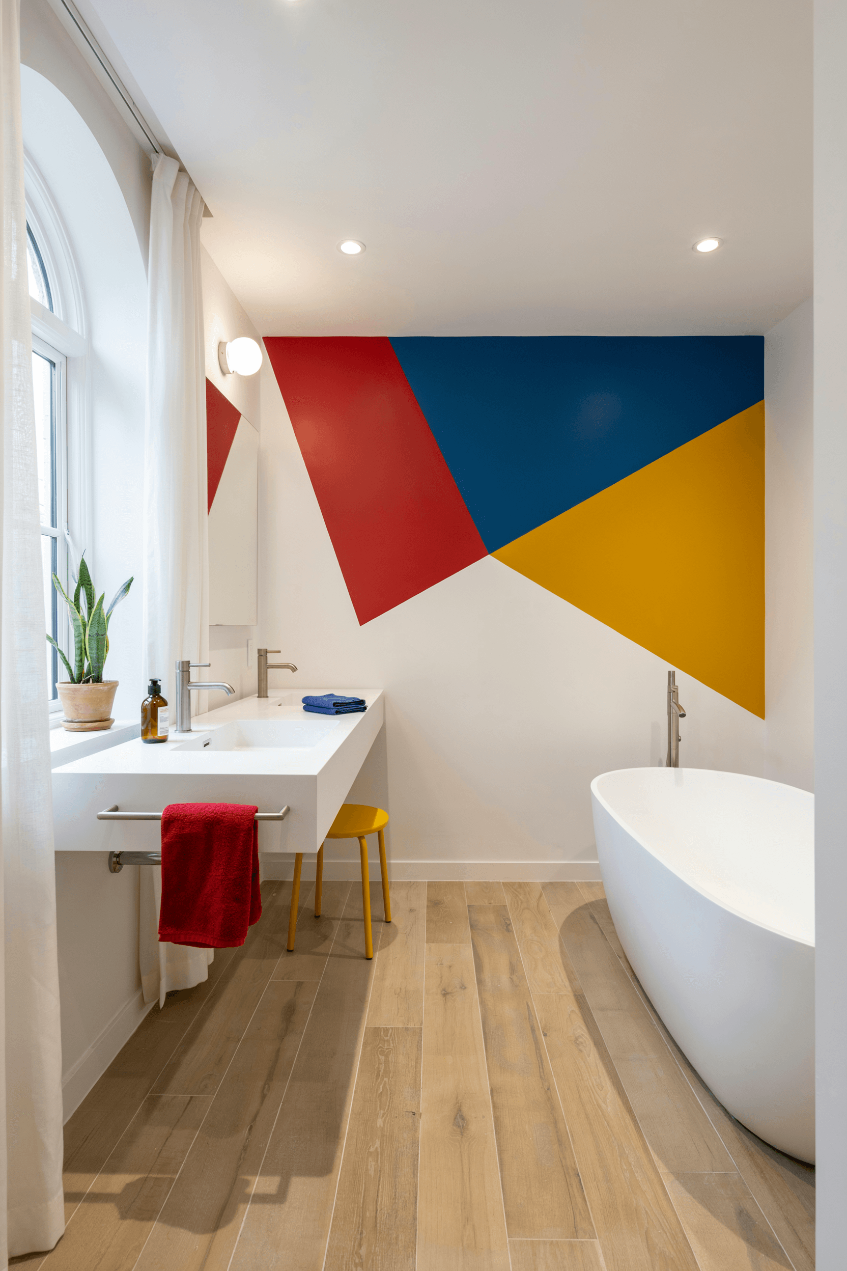 21 Kids Bathroom Ideas for a Fun & Functional Space