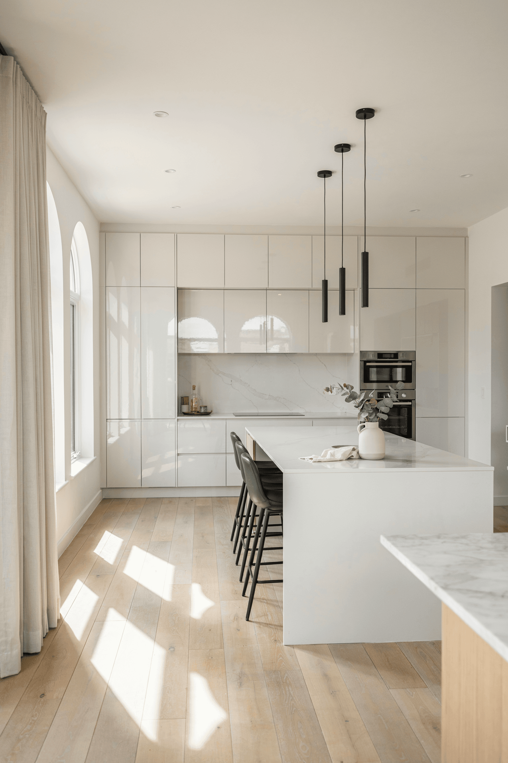 26 Contemporary Kitchen Design Ideas for a Modern & Stylish Home