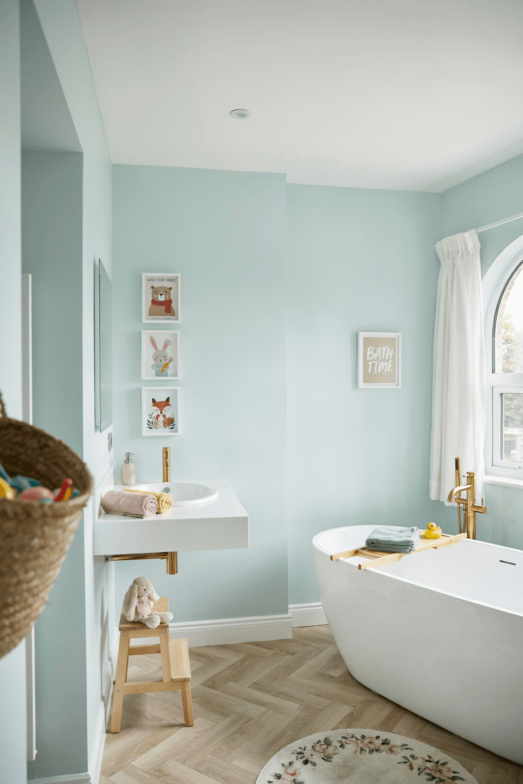 21 Kids Bathroom Ideas for a Fun & Functional Space