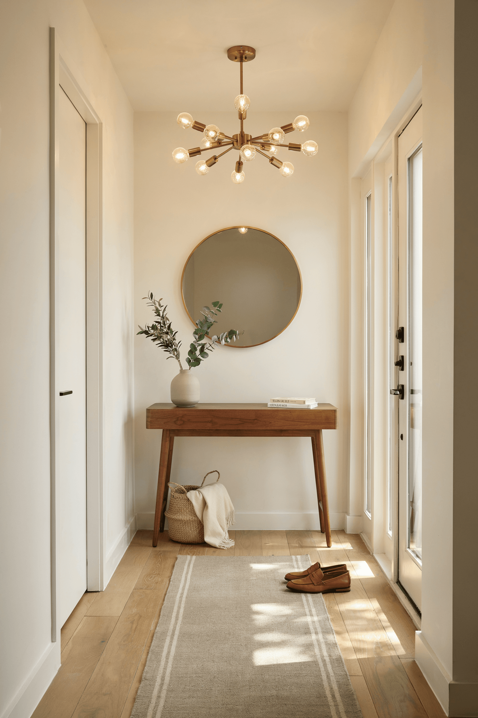 Grand Foyer with Statement Chandelier – home decor idea