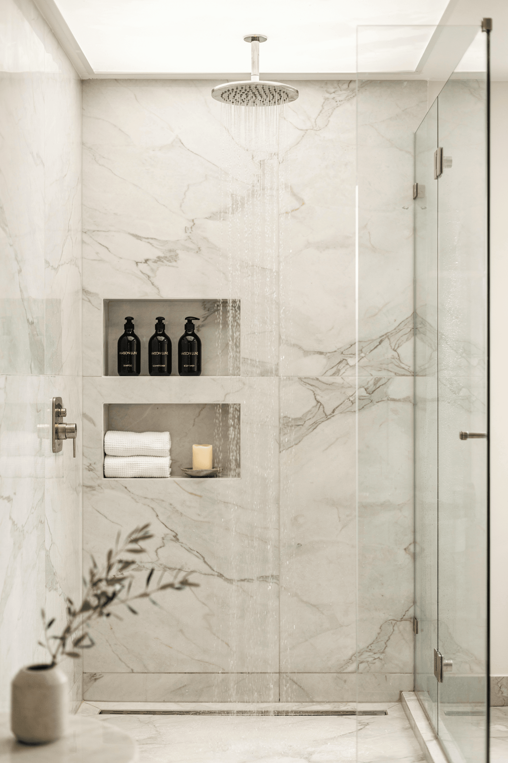 Built-In Wall Niches Storage – home decor idea
